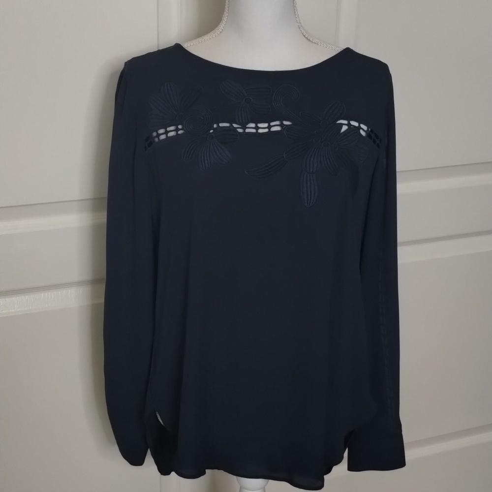 LOFT Women's Top Medium Long Sleeve Floral Embroidered Flowy Blouse